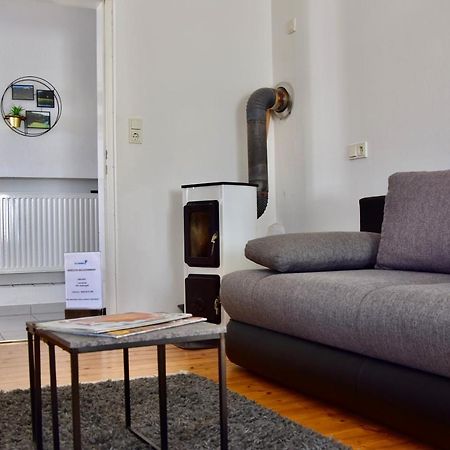 Golf-Appartement Gleisdorf Bagian luar foto