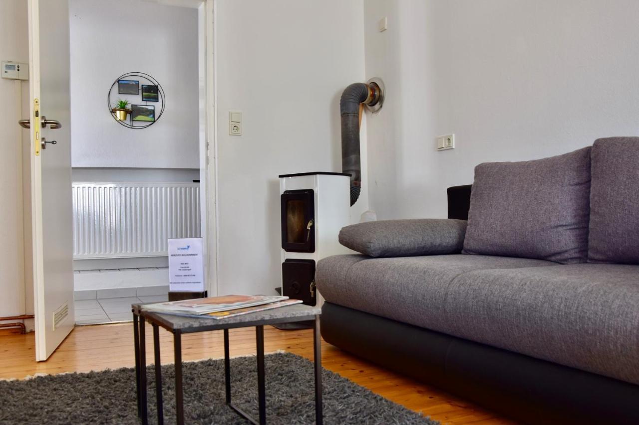 Golf-Appartement Gleisdorf Bagian luar foto